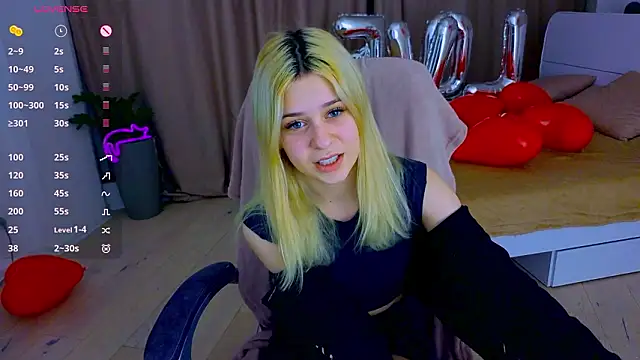 ApheliaStar online show from February 2026 04:33:01 PM