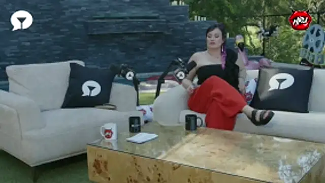 hollyrandall online show from February 2026 07:47:02 PM