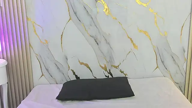 LaxiZoe online show from March 2026 08:59:02 PM