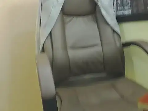 Oswalldo   online show from February 2026 11:11:02 AM