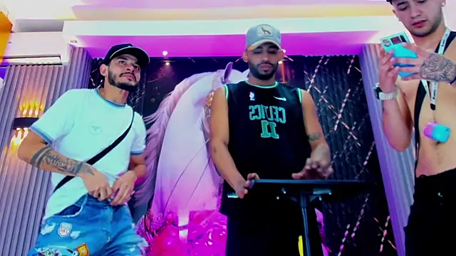 The Gods In Diamonds online show from January 2026 04:50:02 AM