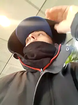 80julien online show from February 2026 01:22:02 PM