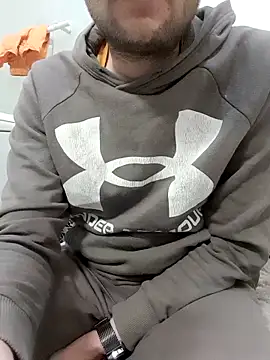 80julien online show from February 2026 12:41:02 AM