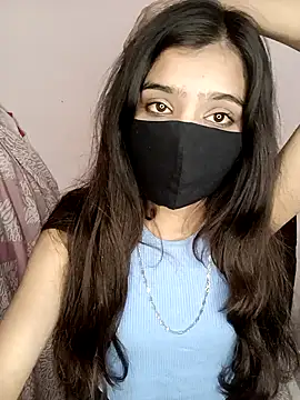 hotyjiyaaaa online show from January 2026 09:40:01 PM