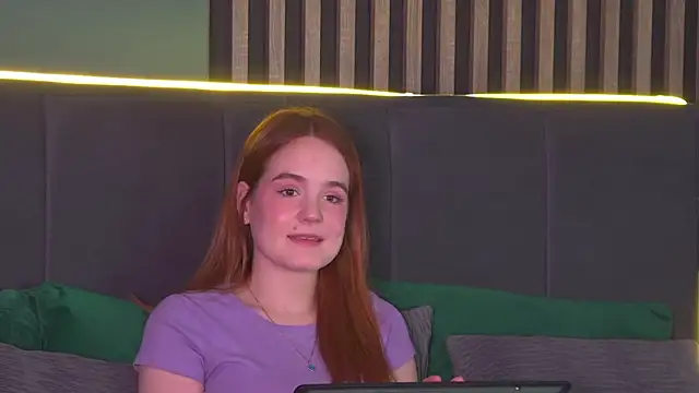 Snapshot of AmyRoy chatting on February 2026 04:21:02 PM AmyRoy online show from February 2026 04:21:02 PM