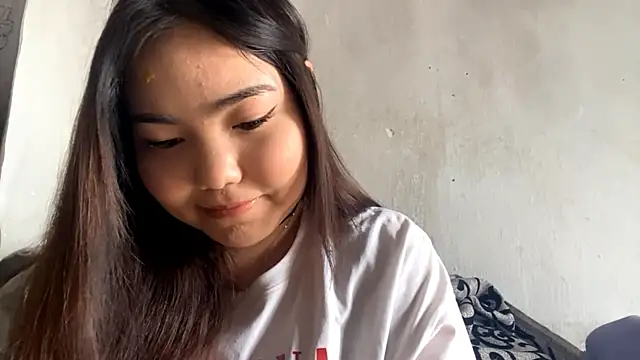 Snapshot of MollyAsian chatting on January 2026 08:08:02 AM MollyAsian online show from January 2026 08:08:02 AM