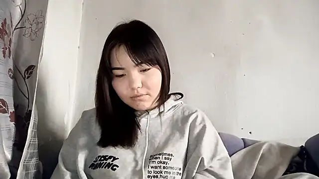 MollyAsian online show from February 2026 04:16:02 AM