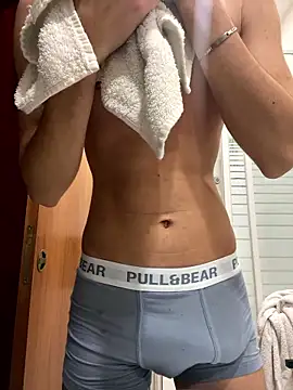 Snapshot of xxlgaycentro chatting on January 2026 04:34:02 PM xxlgaycentro online show from January 2026 04:34:02 PM