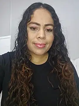  Zhamira online show from January 2026 02:55:02 PM