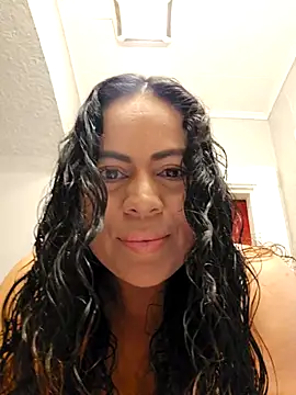  Zhamira online show from February 2026 01:54:01 PM