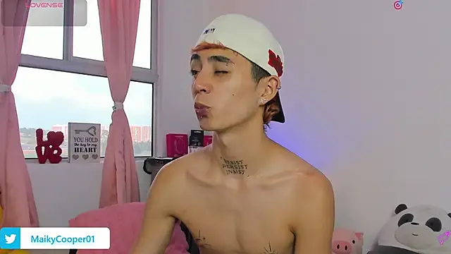 Maiky Cooper01 online show from March 2026 08:04:01 PM