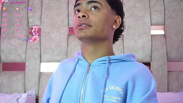 LiamJaxon online show from March 2026 03:23:01 AM