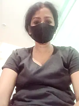 sexyqueen558 online show from April 2026 05:47:01 PM