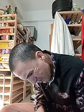 Snapshot of tokensMB chatting on January 2026 01:49:02 PM tokensMB online show from January 2026 01:49:02 PM