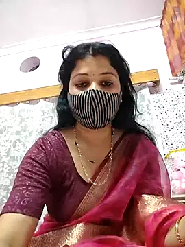 Priyaji7575 online show from February 2026 11:22:01 AM