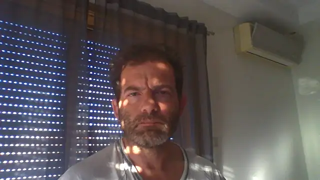 Snapshot of _grj1 chatting on June 2026 06:41:01 AM grj1 online show from June 2026 06:41:01 AM