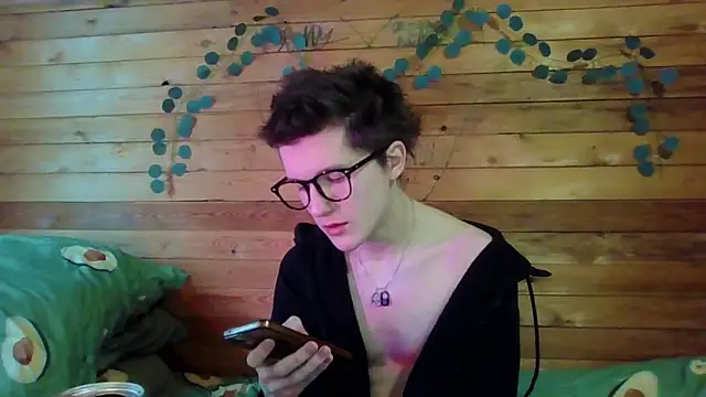 Snapshot of Sasha_bb21 chatting on February 2026 10:12:01 AM Sasha bb21 online show from February 2026 10:12:01 AM