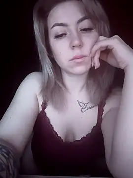 MeissyLux online show from February 2026 09:00:02 PM