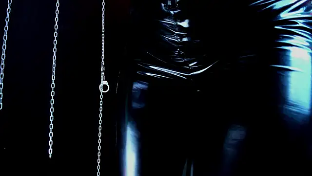 LucyStonne online show from April 2026 08:15:02 PM