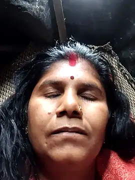 Hot di97 online show from February 2026 07:53:02 PM