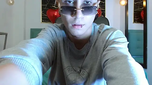 XanderGrey8 online show from February 2026 07:21:02 PM