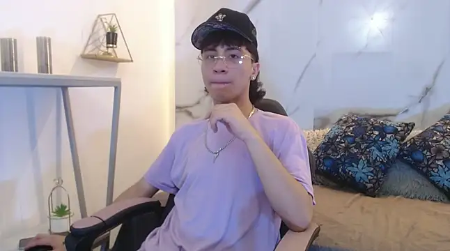 XanderGrey8 online show from April 2026 08:03:02 PM