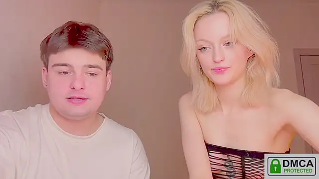 your molly mark  online show from March 2026 07:06:02 PM