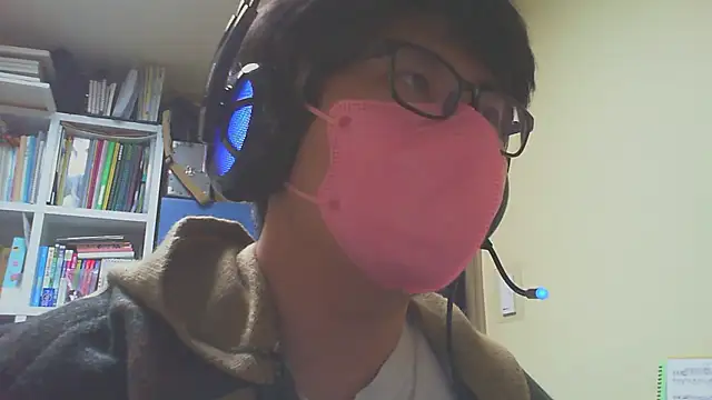 Snapshot of malibu876 chatting on January 2026 04:33:01 PM malibu876 online show from January 2026 04:33:01 PM