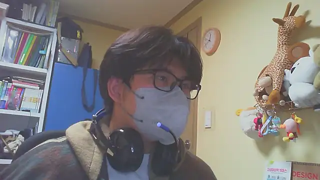 Snapshot of malibu876 chatting on March 2026 03:45:01 PM malibu876 online show from March 2026 03:45:01 PM