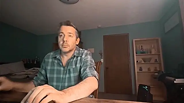 chrisw8140 online show from April 2026 02:59:02 AM