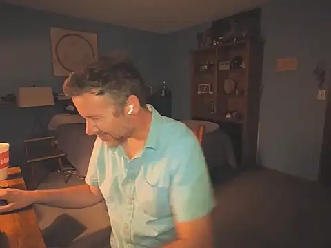chrisw8140 online show from July 2026 06:51:01 AM