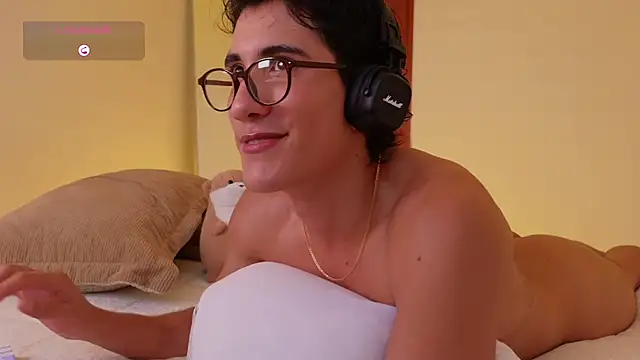 emilio rivs online show from February 2026 10:41:02 PM