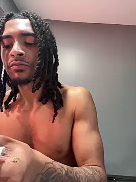 Mellyj053 online show from April 2026 07:37:01 PM