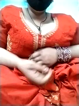 Snapshot of Cute-rasma chatting on January 2026 07:23:02 AM Cute-rasma online show from January 2026 07:23:02 AM