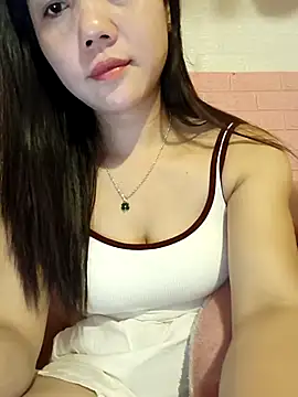 Ngocmai lazdy online show from March 2026 03:04:01 PM