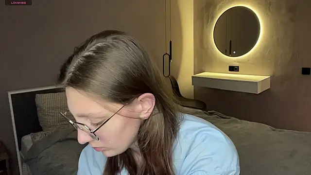 ChrisAmott online show from April 2026 04:11:02 PM