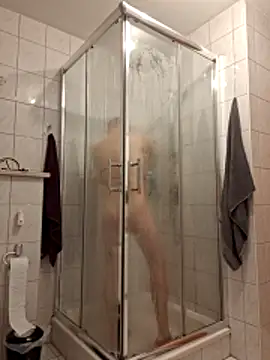 MariusStar online show from January 2026 03:28:02 PM