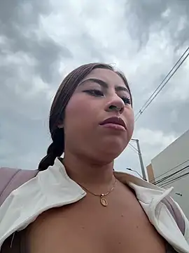 Snapshot of ThamaraGen_ chatting on February 2026 01:11:01 PM ThamaraGen online show from February 2026 01:11:01 PM