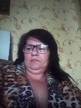 NysiOlsen online show from April 2026 03:20:01 PM