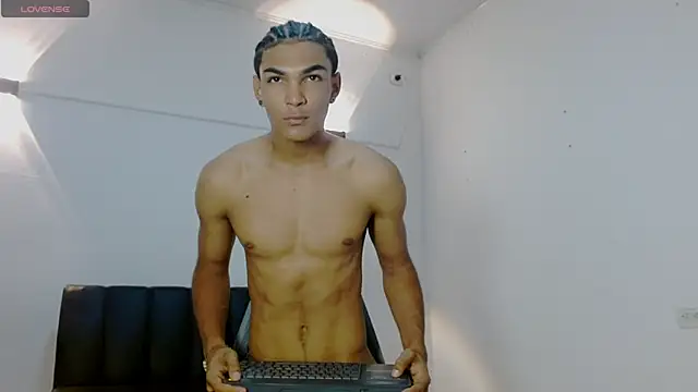 Snapshot of Jaycob_smith chatting on February 2026 01:32:02 PM Jaycob smith online show from February 2026 01:32:02 PM