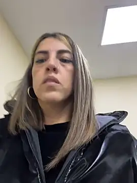 Paulinaa bella online show from February 2026 11:26:01 PM