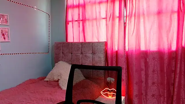 talia mystic online show from February 2026 01:26:02 PM