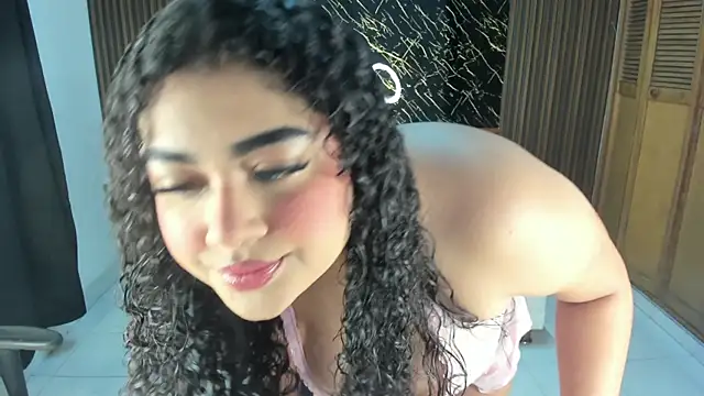 Snapshot of Karla18_ chatting on May 2026 03:29:02 PM Karla18 online show from May 2026 03:29:02 PM