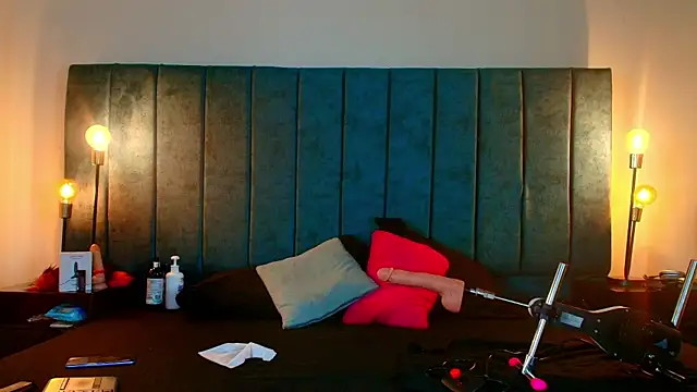 Ethan Briggs  online show from March 2026 03:34:02 AM