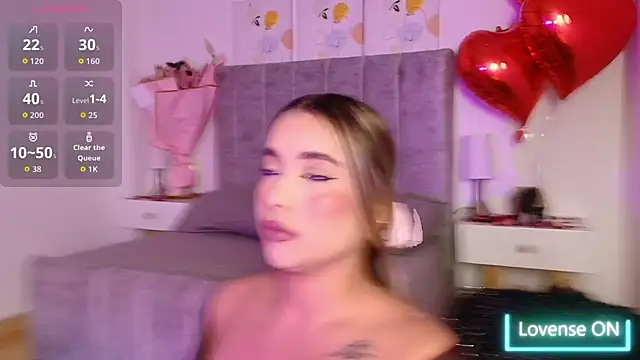 Lucy Carson  online show from February 2026 03:47:01 AM