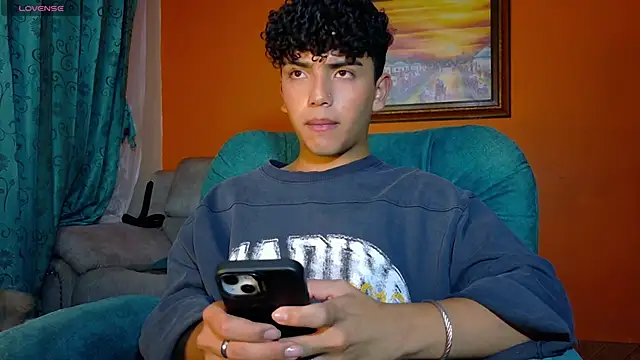 Nick Twink online show from April 2026 03:21:01 AM