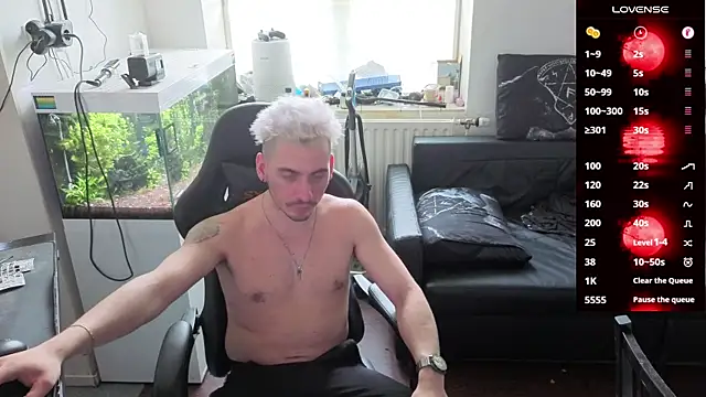 Rayzel White online show from March 2026 01:50:02 PM