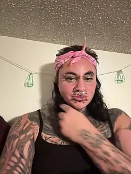 VeraVendetta online show from February 2026 07:20:01 AM