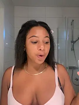 Snapshot of xo_steffyxo_4 chatting on July 2026 06:39:02 PM xo steffyxo 4 online show from July 2026 06:39:02 PM