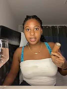 Snapshot of xo_steffyxo_4 chatting on July 2026 07:46:02 PM xo steffyxo 4 online show from July 2026 07:46:02 PM